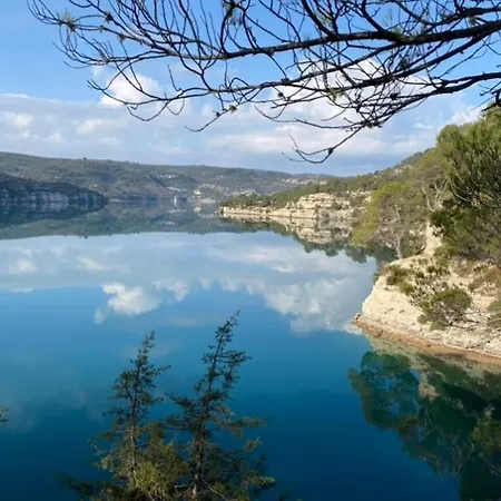 Au Bord Du D'esparron-de-verdon Villa